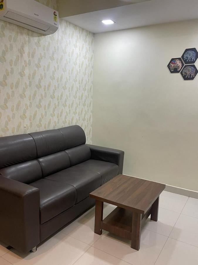 Nirmal  Hotel Maruthi Inn מראה חיצוני תמונה