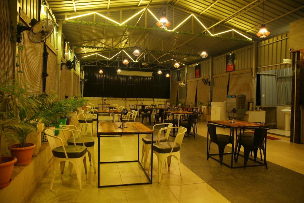 Nirmal  Hotel Maruthi Inn מראה חיצוני תמונה