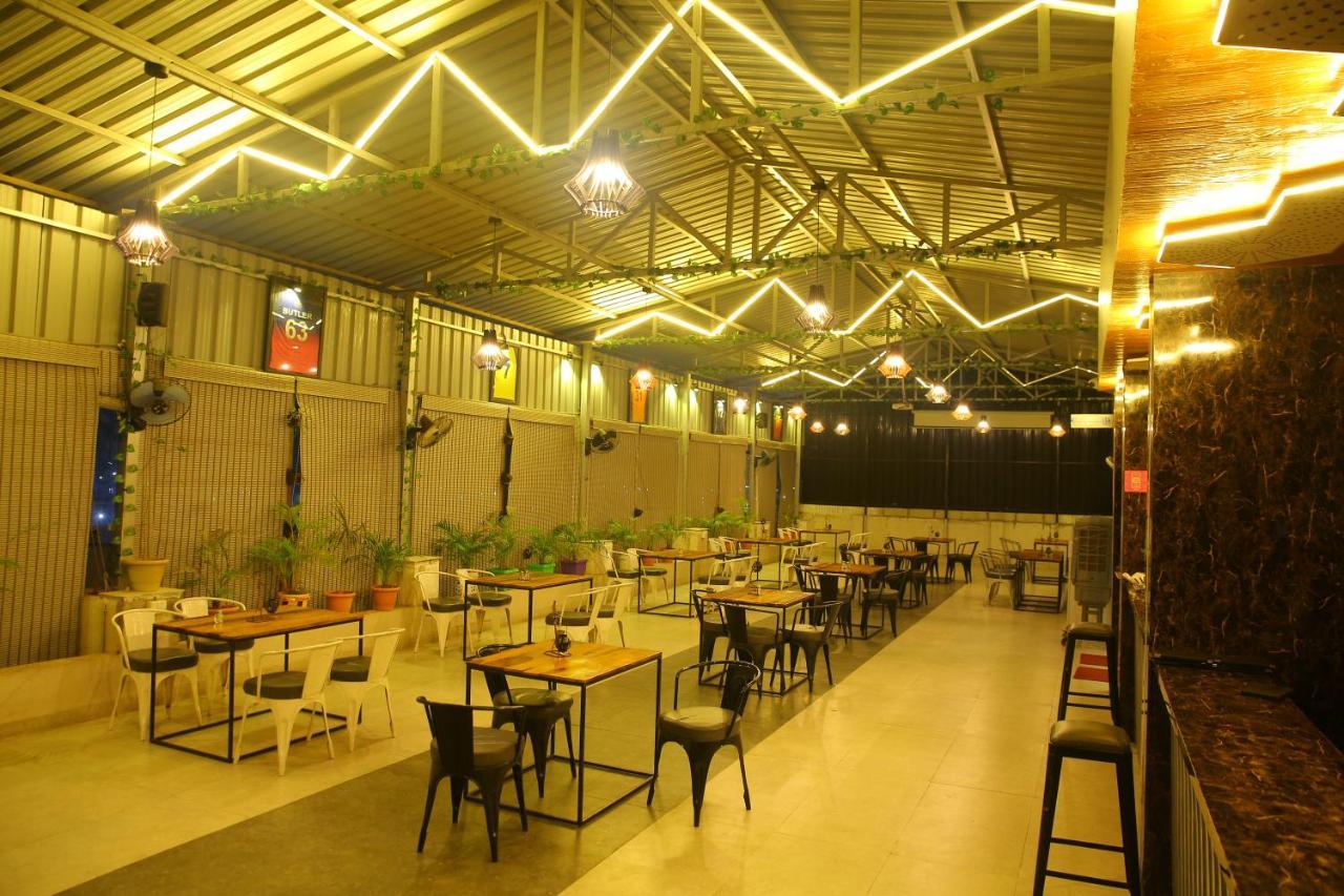 Nirmal  Hotel Maruthi Inn מראה חיצוני תמונה