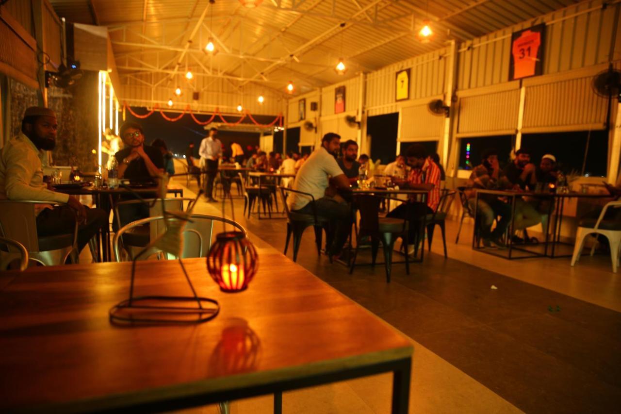 Nirmal  Hotel Maruthi Inn מראה חיצוני תמונה