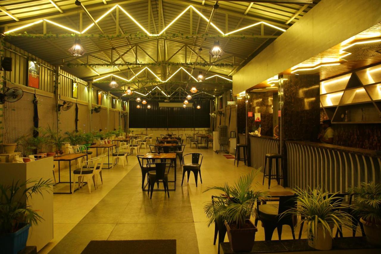 Nirmal  Hotel Maruthi Inn מראה חיצוני תמונה